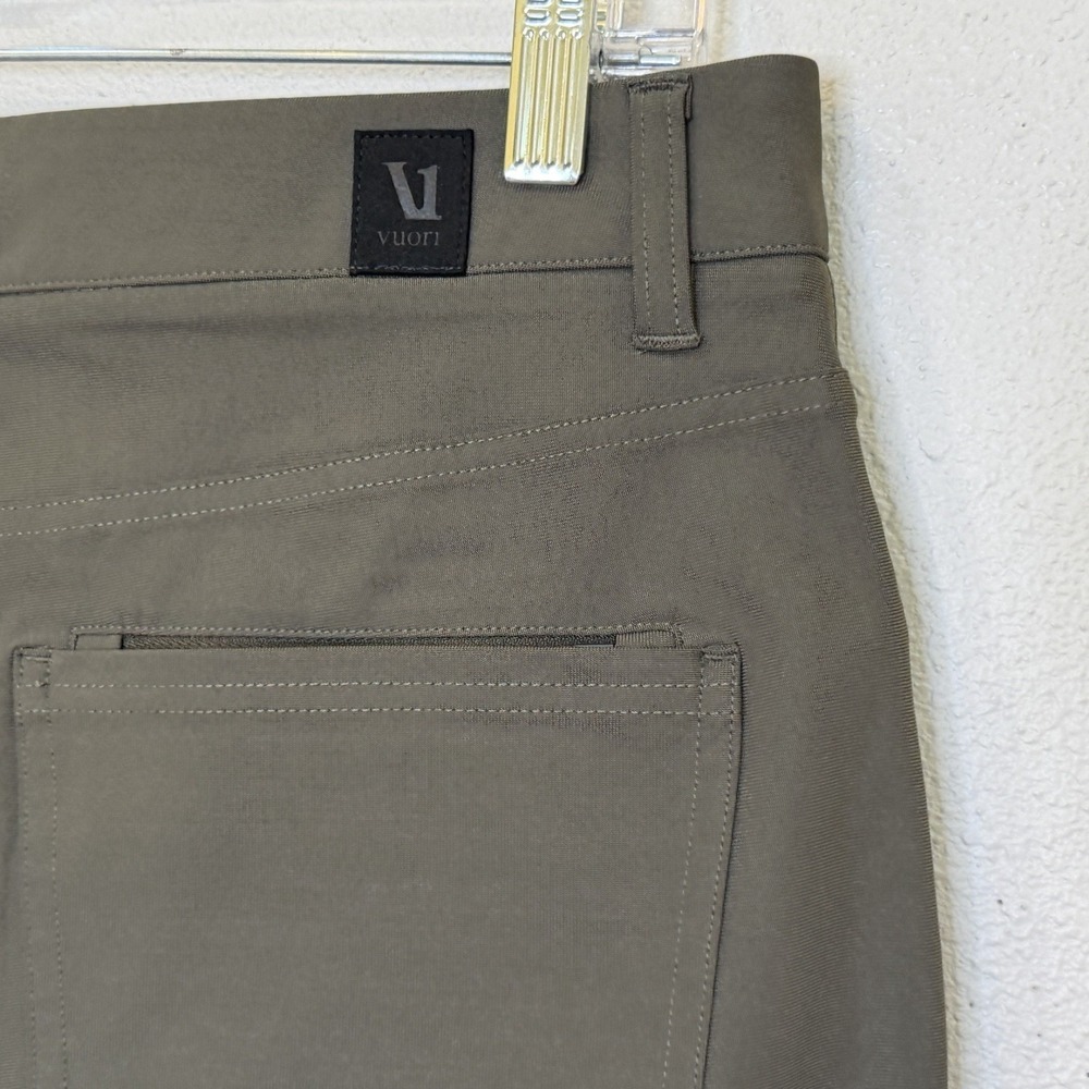 Vuori Meta Pant Mens 30x30 Army Green Athletic Slim 5 Pocket Stretch V430-S - Picture 6 of 8